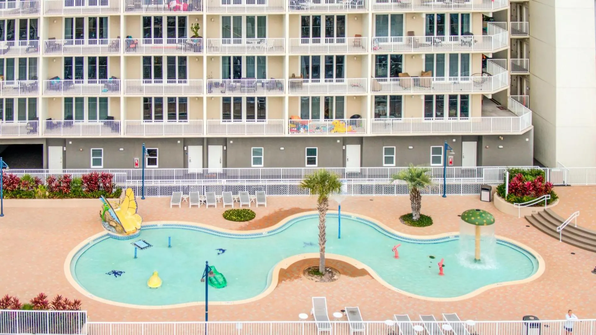 Coast Is Clear At Laketown Wharf #1225 By Nautical Properties Panama City Beach Holiday home